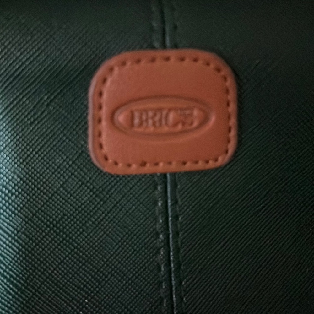 Bric’s Exclusively For Qatar Airways Toiletry Bag Gem